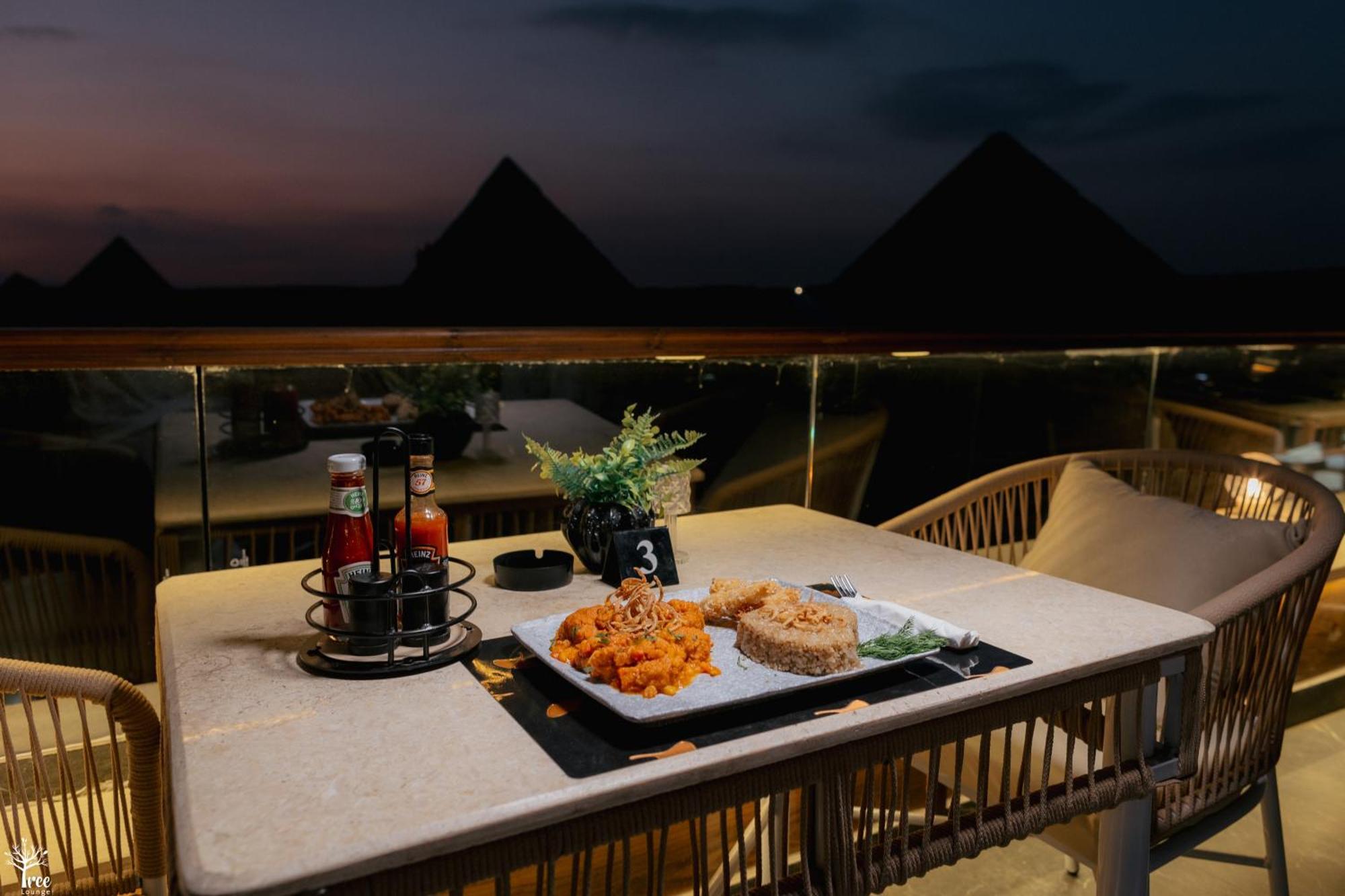 Shadow Pyramids Suites And Jacuzzi Kafret el-Gabal 외부 사진