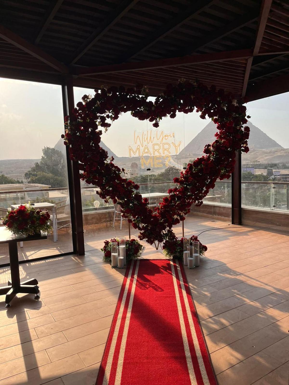 Shadow Pyramids Suites And Jacuzzi Kafret el-Gabal 외부 사진